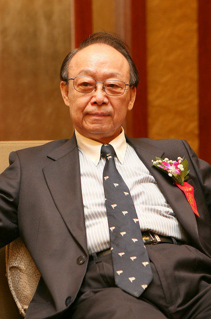 中国药学发展奖、药学发展基金创始人马剑文教授